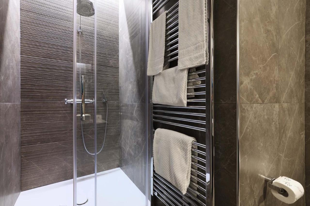 Contempora Apartments - Turati 3 - 2 Bedrooms Apartment Милано Екстериор снимка